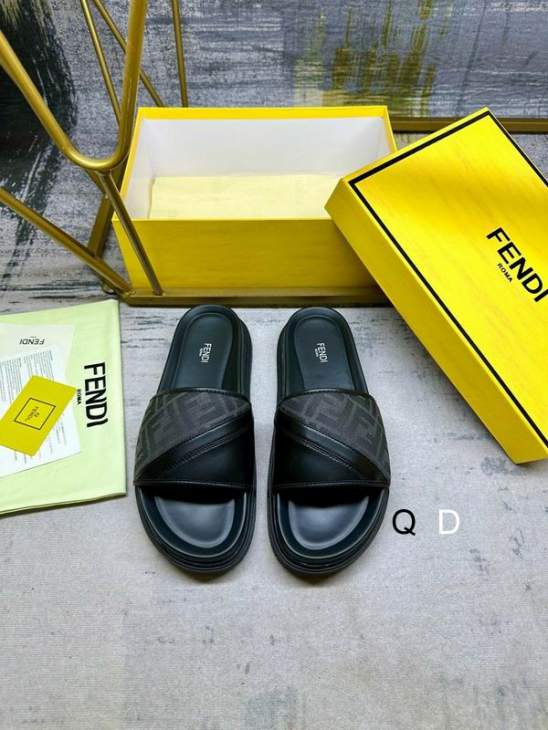 Picture of Fendi Slippers _SKUFendisz40-45GDT07022681